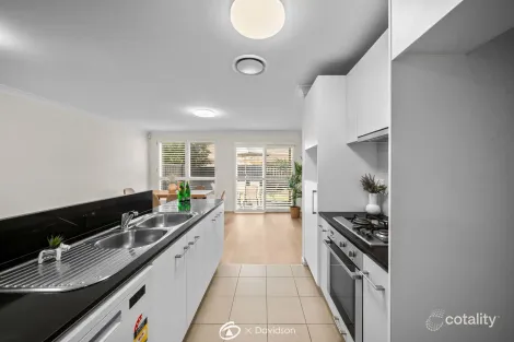 Property photo of 4 Acton Lane Holsworthy NSW 2173