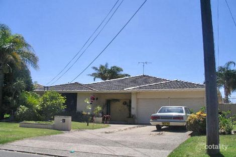 Property photo of 46 Roper Crescent Sylvania Waters NSW 2224