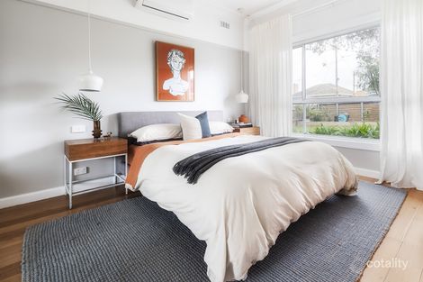 Property photo of 15 Magnolia Street Oak Park VIC 3046