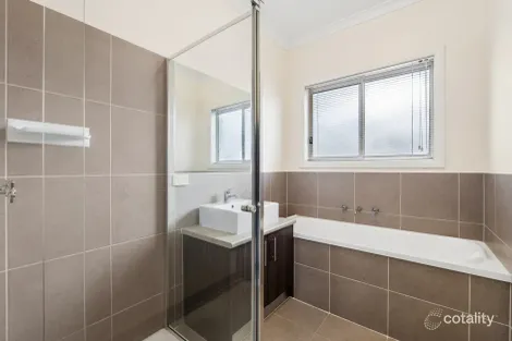 Property photo of 29 Basinview Drive Tarneit VIC 3029