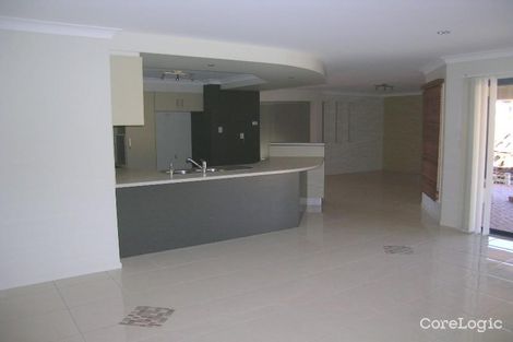 Property photo of 32 Vantage Crescent Wellington Point QLD 4160