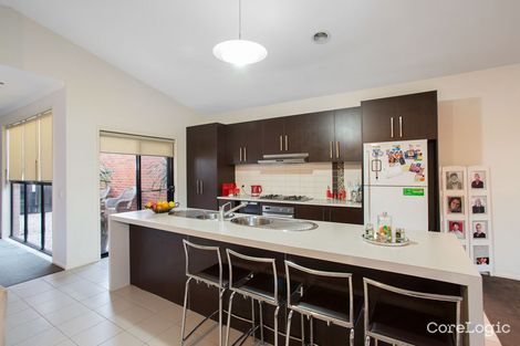 Property photo of 2/18 Jade Way Hillside VIC 3037