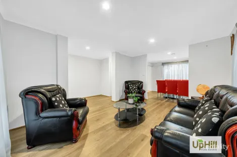 Property photo of 1 Domain Circuit Beaconsfield VIC 3807