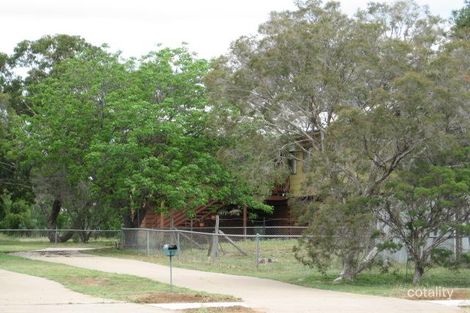 17 Yeates Ave, Blackwater, QLD 4717