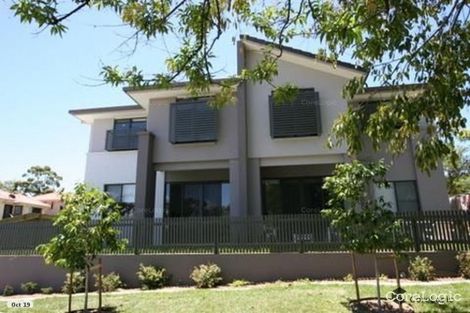 Property photo of 1/139 Cotlew Street Ashmore QLD 4214