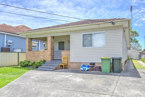 Property photo of 167 The Horsley Drive Fairfield East NSW 2165