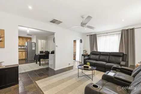 Property photo of 29 Monaro Road Aberfoyle Park SA 5159