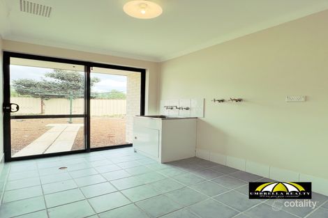 Property photo of 1 Oldham Place Usher WA 6230