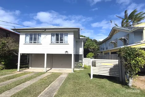7 Hardiman St, Woody Point, QLD 4019