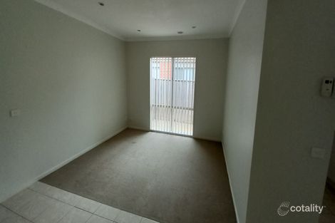 Property photo of 49 Barleygrass Crescent Brookfield VIC 3338