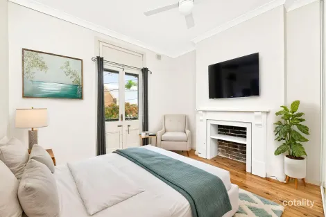146 George St, Erskineville, NSW 2043