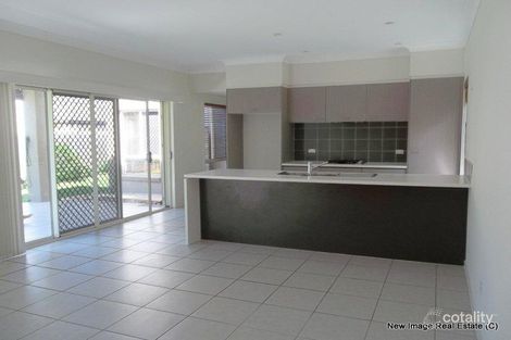 Property photo of 31 Aldea Place Stretton QLD 4116