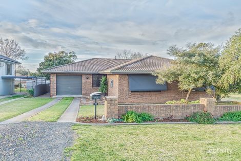 11 Lyall St, Cowra, NSW 2794