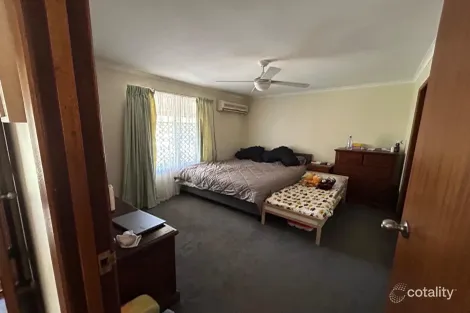 Property photo of 4 Rowe Court Roxby Downs SA 5725
