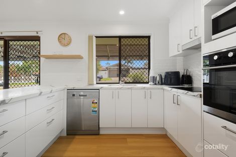 1/8 Morinda Way, Labrador, QLD 4215