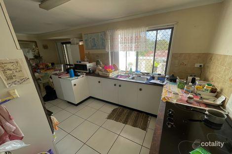 Property photo of 6 Lintrose Court Edens Landing QLD 4207