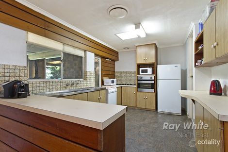 Property photo of 16 Roycroft Avenue Gulfview Heights SA 5096