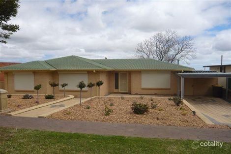 6 Sea View Rd, Para Hills, SA 5096