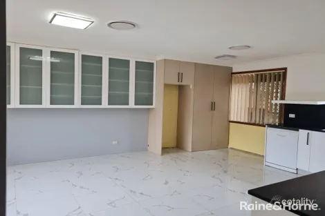 Property photo of 5/4 Sitella Place Ingleburn NSW 2565