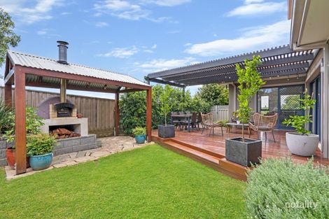 Property photo of 21 Possum Tail Run Sunbury VIC 3429