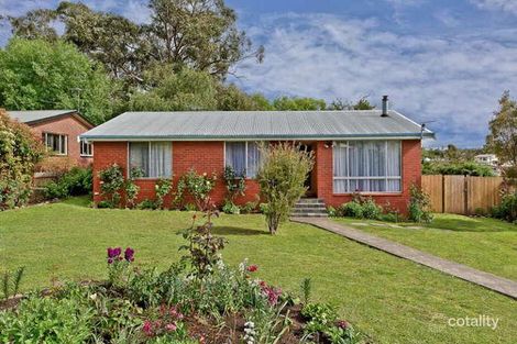 8 Carnegie St, Claremont, TAS 7011