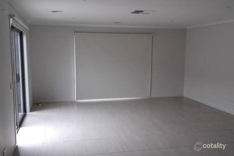 Property photo of 74 Karawarra Circuit Cranbourne North VIC 3977