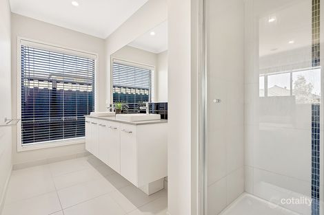 Property photo of 9 Geyser Street Craigieburn VIC 3064