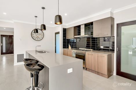 Property photo of 9 Geyser Street Craigieburn VIC 3064