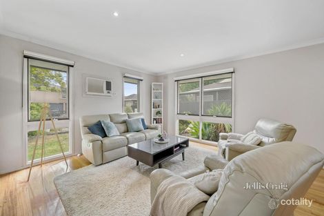 Property photo of 2 Ainslie Drive Wheelers Hill VIC 3150