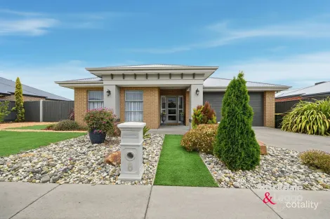 8 Pioneer Ave, Wonthaggi, VIC 3995