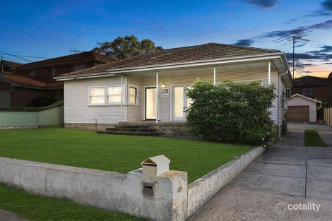 30 Beaconsfield St, Revesby, NSW 2212