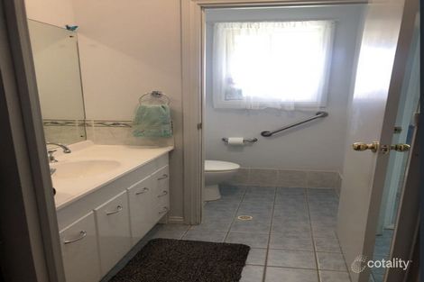 Property photo of 10 Bradley Court Murray Bridge SA 5253