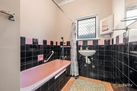 Property photo of 1 Sinclair Street Mount Gambier SA 5290