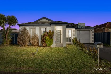 Property photo of 3 Melaleuca Place Pakenham VIC 3810