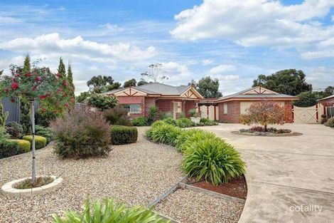 Property photo of 8 Pinnacle Place Hoppers Crossing VIC 3029