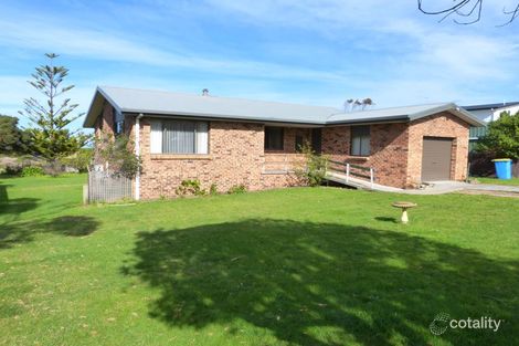 81 Scamander Ave, Scamander, TAS 7215