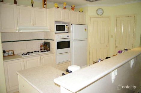 Property photo of 14 Hansen Court Narre Warren VIC 3805