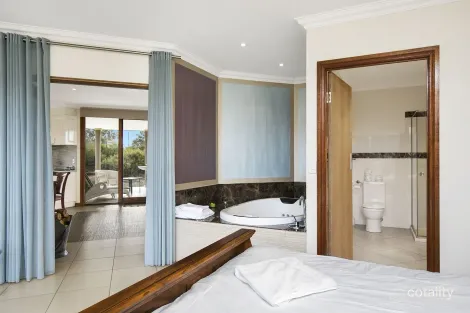 Property photo of 300 Tunnel Road Pomonal VIC 3381