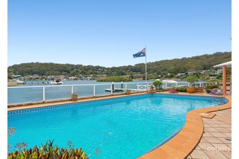 Property photo of 3 Helmsman Boulevard St Huberts Island NSW 2257