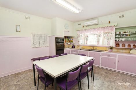 Property photo of 31 Westmoreland Road Sunshine North VIC 3020