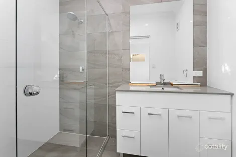 Property photo of 18B Brooks Terrace Kanahooka NSW 2530