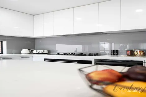 Property photo of 5 Babylon Road Mickleham VIC 3064