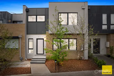 42 DAMASK WAY, MERNDA, VIC 3754