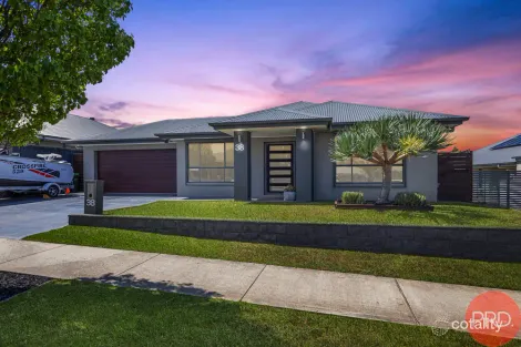 Property photo of 38 Harvest Boulevard Chisholm NSW 2322