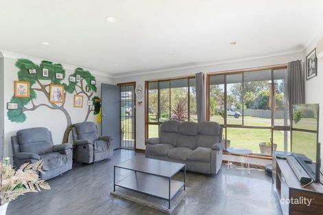 Property photo of 16 Princes Street Bonnells Bay NSW 2264