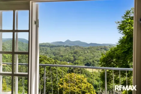 Property photo of 205 Panorama Drive Rosemount QLD 4560