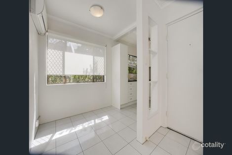 Property photo of 2/23 Haig Street Clayfield QLD 4011