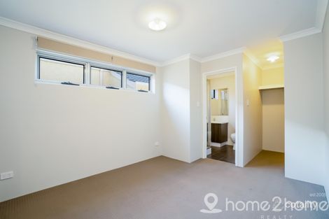 Property photo of 17 Benalla Way Lakelands WA 6180