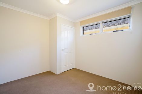 Property photo of 17 Benalla Way Lakelands WA 6180