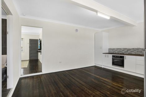 Property photo of 32 Woolana Avenue Budgewoi NSW 2262
